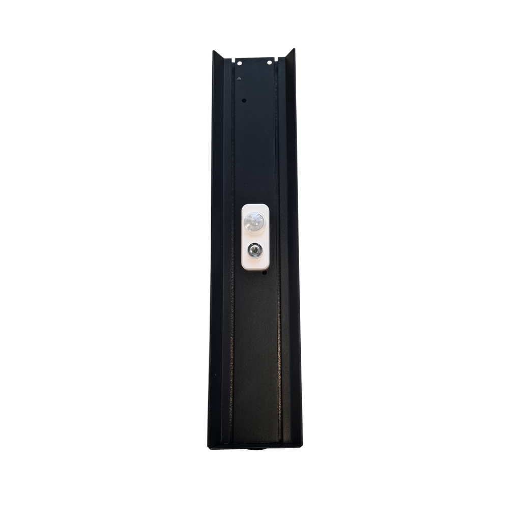[LLBORNANAX4-IZY | 846999] LINEAIRES_RETAIL_ACCESS ALIM 0-10V+CAPTEUR IZY CONNECT+END CAP NOIR XLINE4